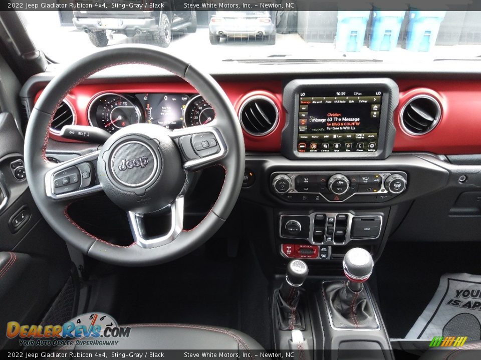 Dashboard of 2022 Jeep Gladiator Rubicon 4x4 Photo #18