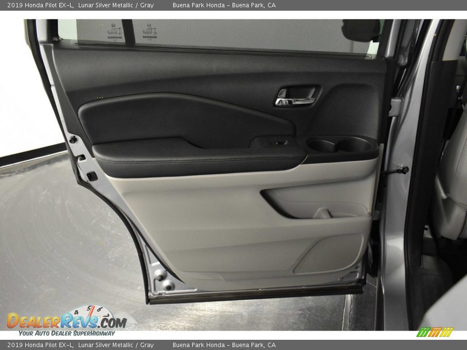 2019 Honda Pilot EX-L Lunar Silver Metallic / Gray Photo #29