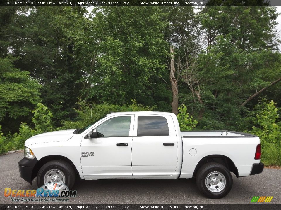 Bright White 2022 Ram 1500 Classic Crew Cab 4x4 Photo #1