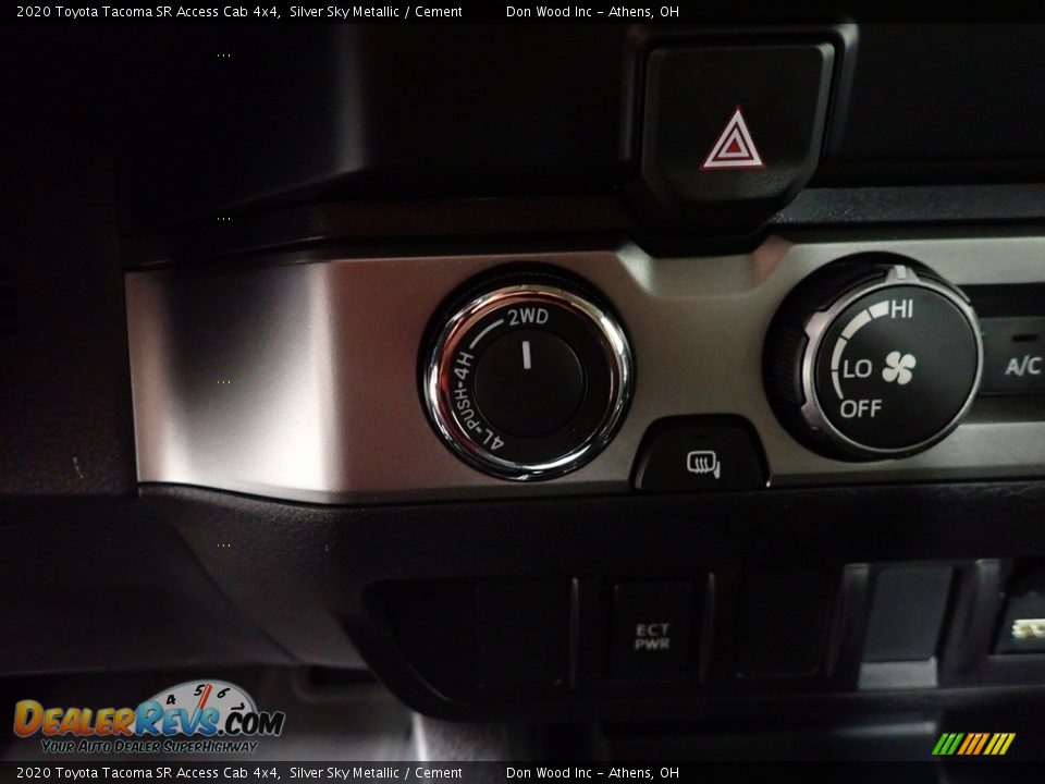 2020 Toyota Tacoma SR Access Cab 4x4 Silver Sky Metallic / Cement Photo #31