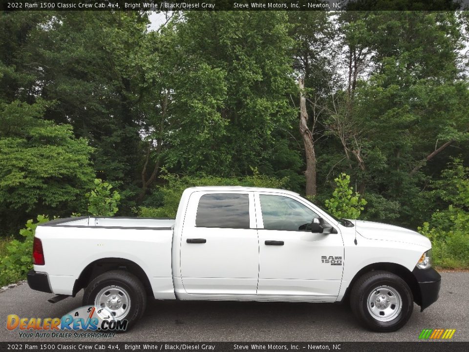 Bright White 2022 Ram 1500 Classic Crew Cab 4x4 Photo #5