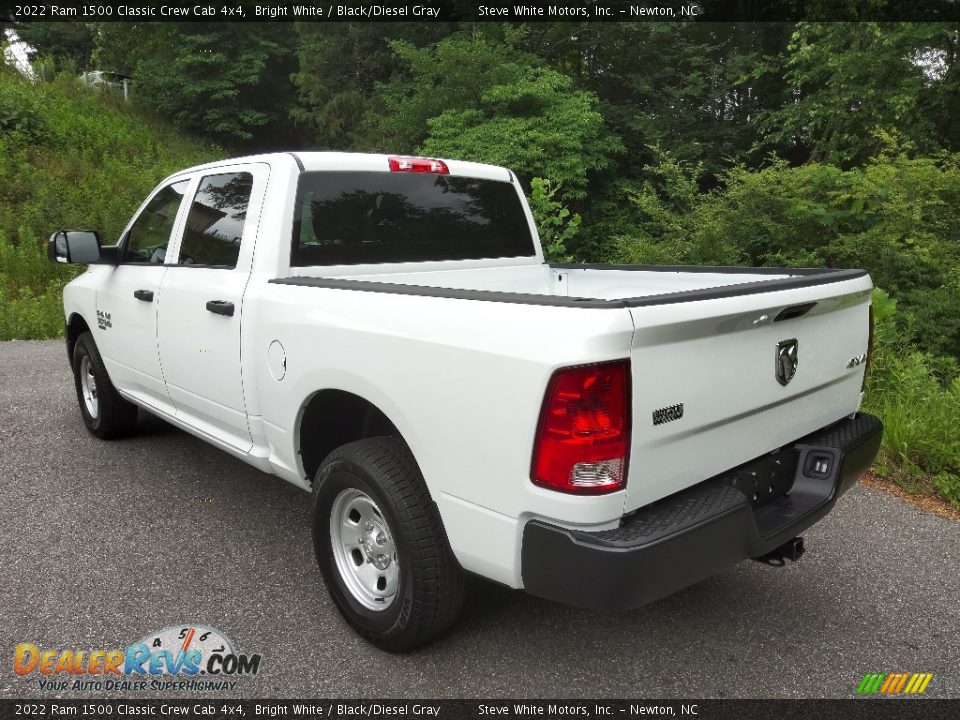 2022 Ram 1500 Classic Crew Cab 4x4 Bright White / Black/Diesel Gray Photo #9