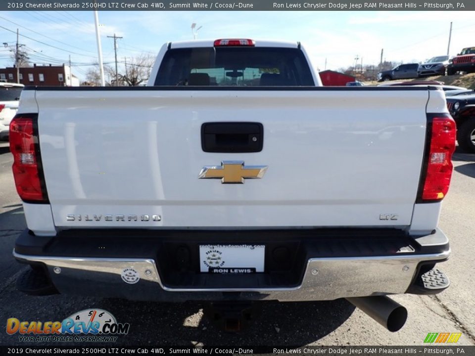 2019 Chevrolet Silverado 2500HD LTZ Crew Cab 4WD Summit White / Cocoa/­Dune Photo #4