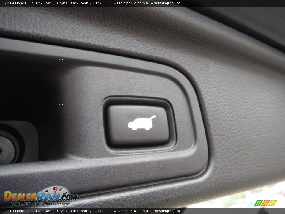 2019 Honda Pilot EX-L AWD Crystal Black Pearl / Black Photo #32
