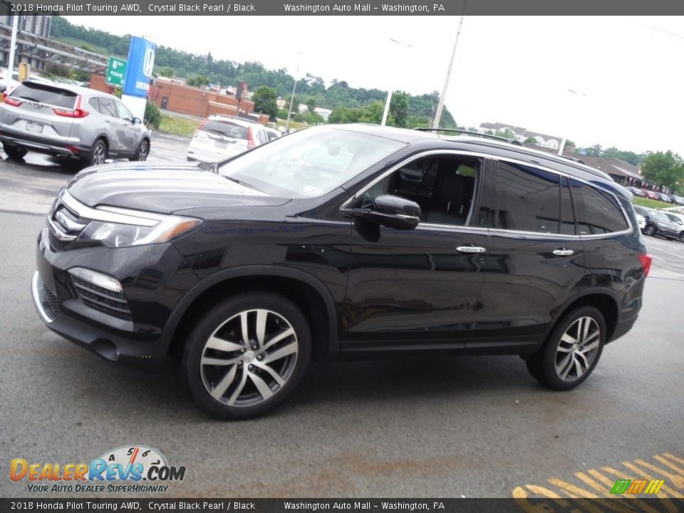 2018 Honda Pilot Touring AWD Crystal Black Pearl / Black Photo #6