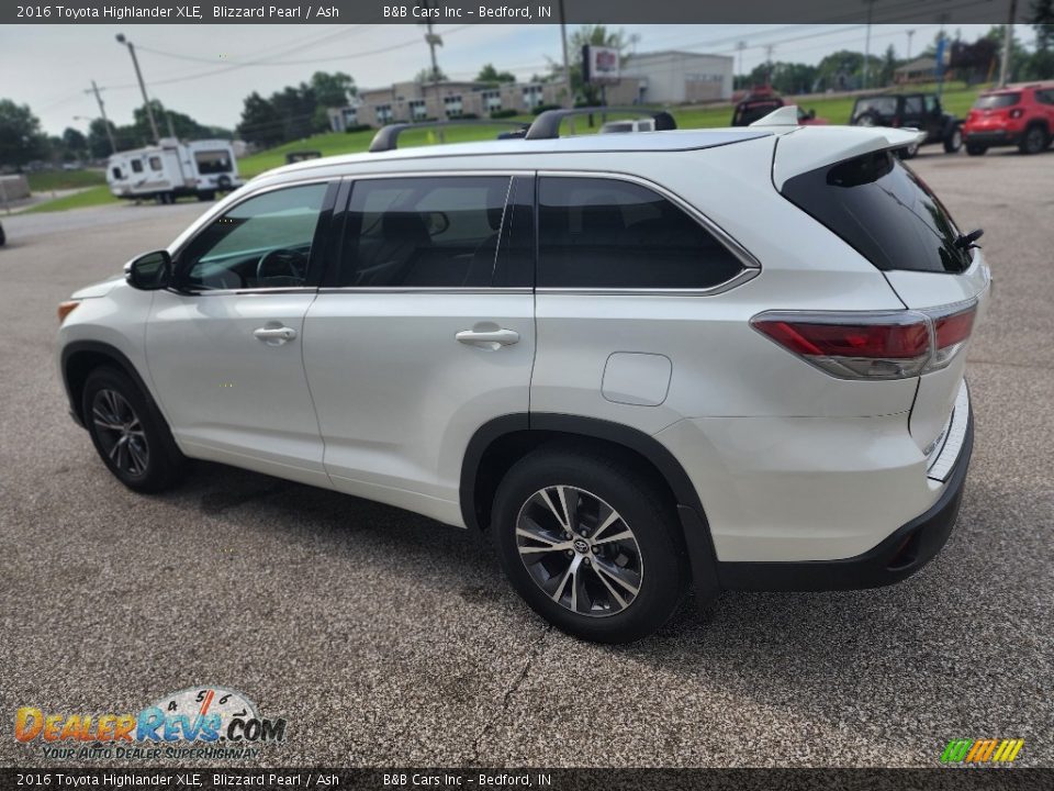 2016 Toyota Highlander XLE Blizzard Pearl / Ash Photo #6