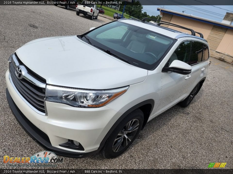 2016 Toyota Highlander XLE Blizzard Pearl / Ash Photo #23