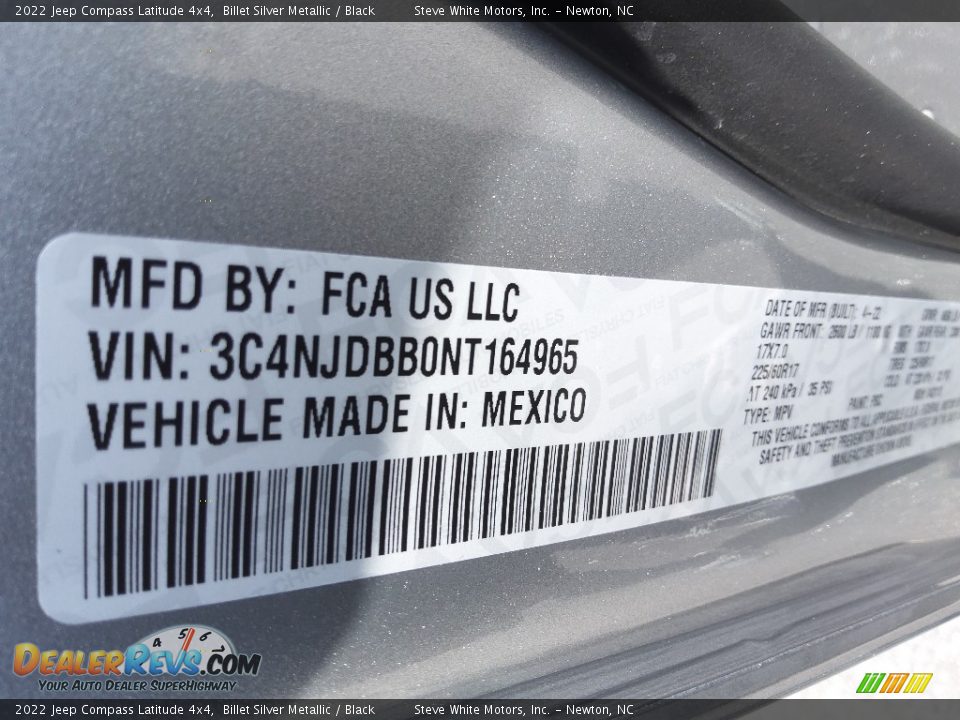 2022 Jeep Compass Latitude 4x4 Billet Silver Metallic / Black Photo #30