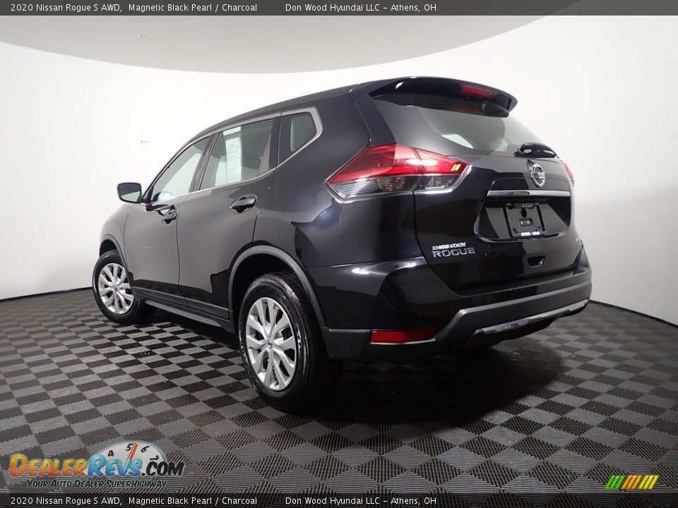 2020 Nissan Rogue S AWD Magnetic Black Pearl / Charcoal Photo #12