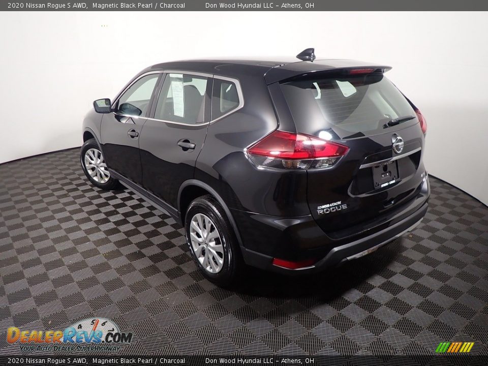 2020 Nissan Rogue S AWD Magnetic Black Pearl / Charcoal Photo #13