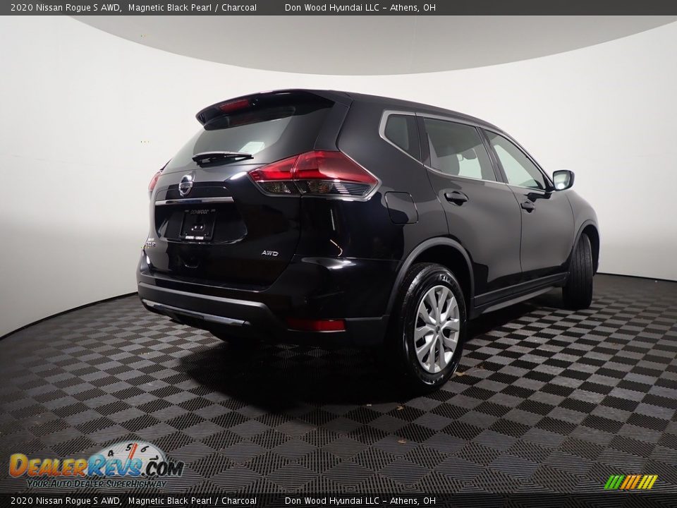2020 Nissan Rogue S AWD Magnetic Black Pearl / Charcoal Photo #17