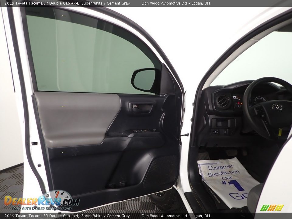 2019 Toyota Tacoma SR Double Cab 4x4 Super White / Cement Gray Photo #11