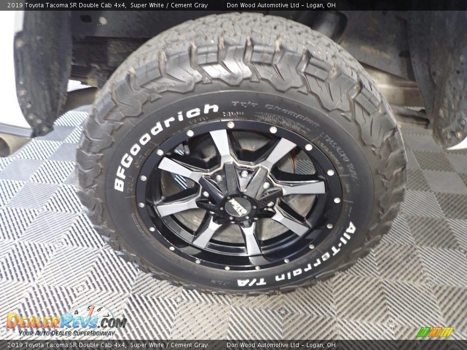 2019 Toyota Tacoma SR Double Cab 4x4 Super White / Cement Gray Photo #29