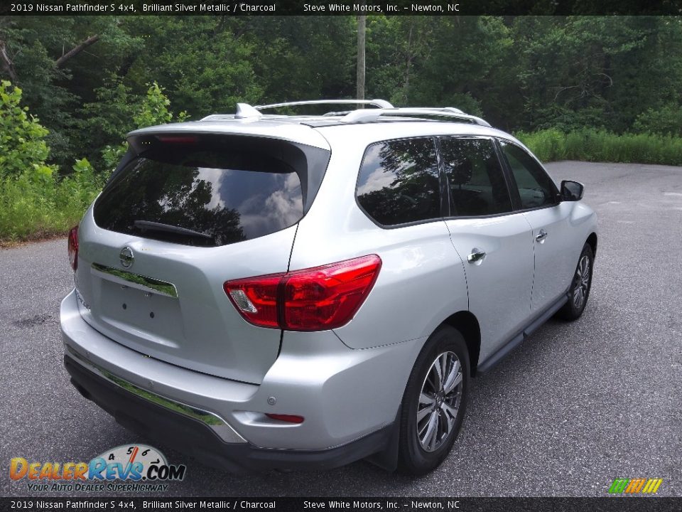 2019 Nissan Pathfinder S 4x4 Brilliant Silver Metallic / Charcoal Photo #6