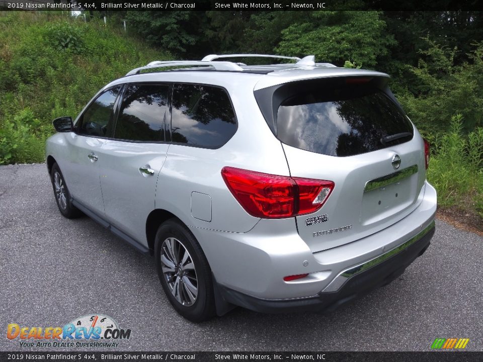 2019 Nissan Pathfinder S 4x4 Brilliant Silver Metallic / Charcoal Photo #9