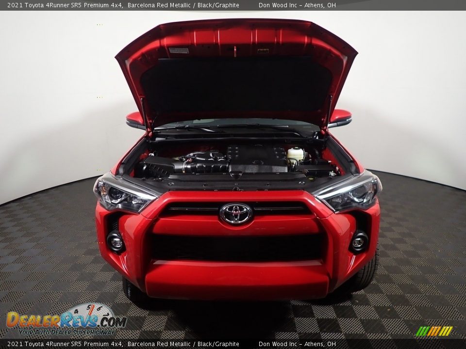 2021 Toyota 4Runner SR5 Premium 4x4 Barcelona Red Metallic / Black/Graphite Photo #9