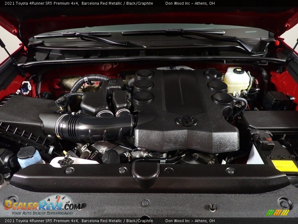 2021 Toyota 4Runner SR5 Premium 4x4 Barcelona Red Metallic / Black/Graphite Photo #10