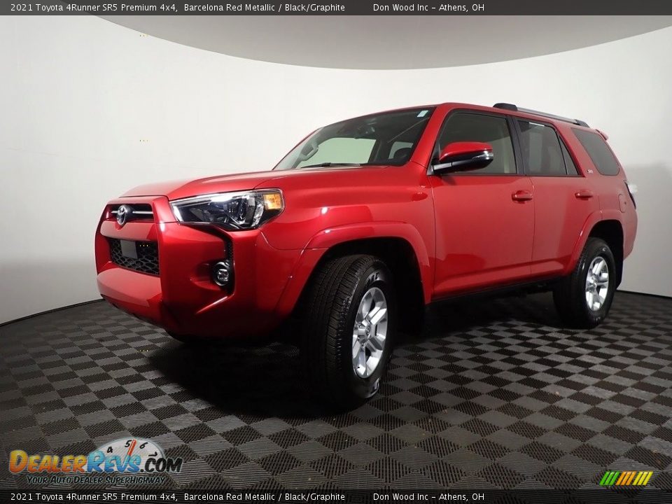 2021 Toyota 4Runner SR5 Premium 4x4 Barcelona Red Metallic / Black/Graphite Photo #11