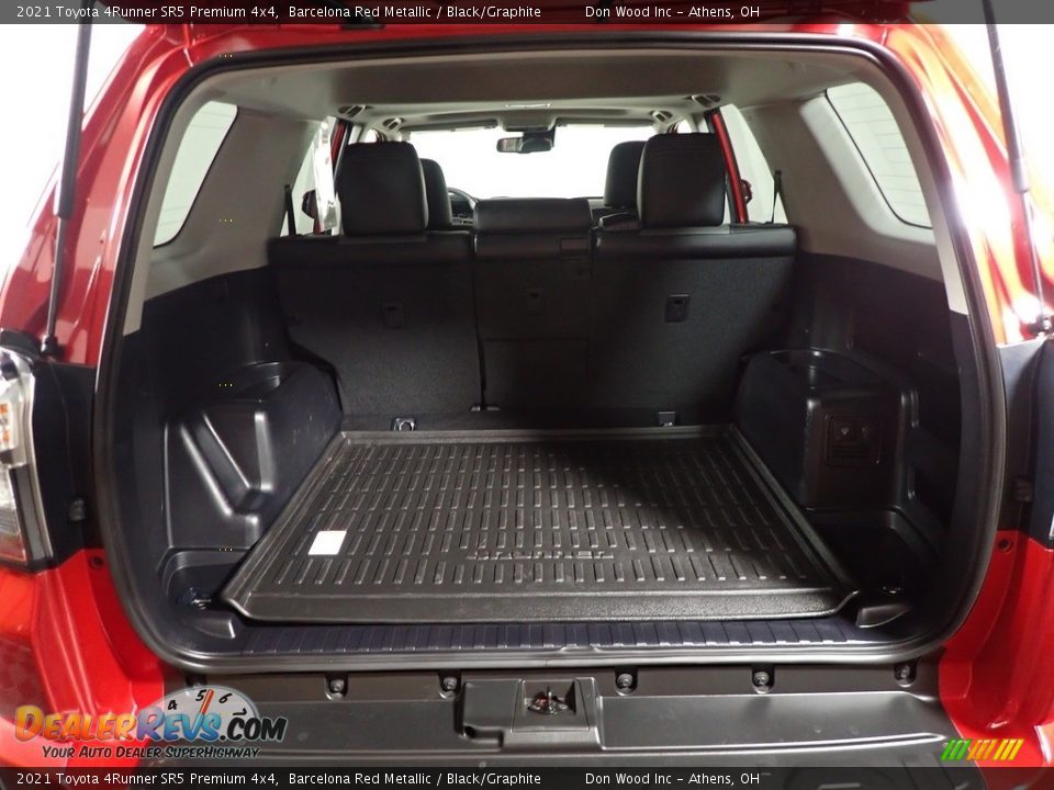 2021 Toyota 4Runner SR5 Premium 4x4 Barcelona Red Metallic / Black/Graphite Photo #18