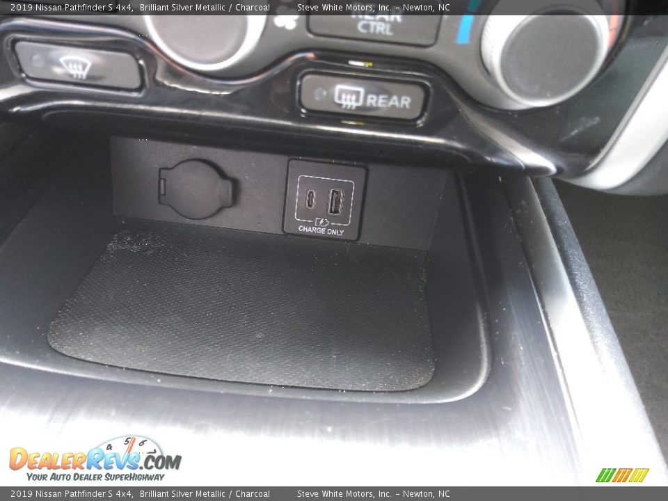 2019 Nissan Pathfinder S 4x4 Brilliant Silver Metallic / Charcoal Photo #27