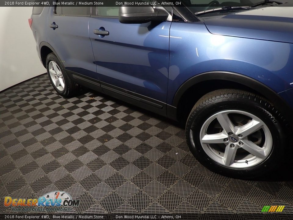 2018 Ford Explorer 4WD Blue Metallic / Medium Stone Photo #4