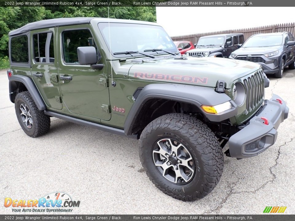 Front 3/4 View of 2022 Jeep Wrangler Unlimited Rubicon 4x4 Photo #8