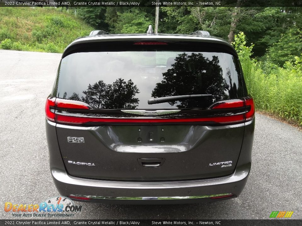 2022 Chrysler Pacifica Limited AWD Granite Crystal Metallic / Black/Alloy Photo #7