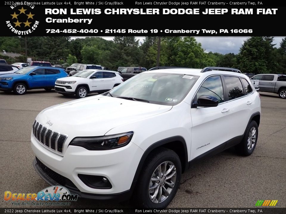 2022 Jeep Cherokee Latitude Lux 4x4 Bright White / Ski Gray/Black Photo #1