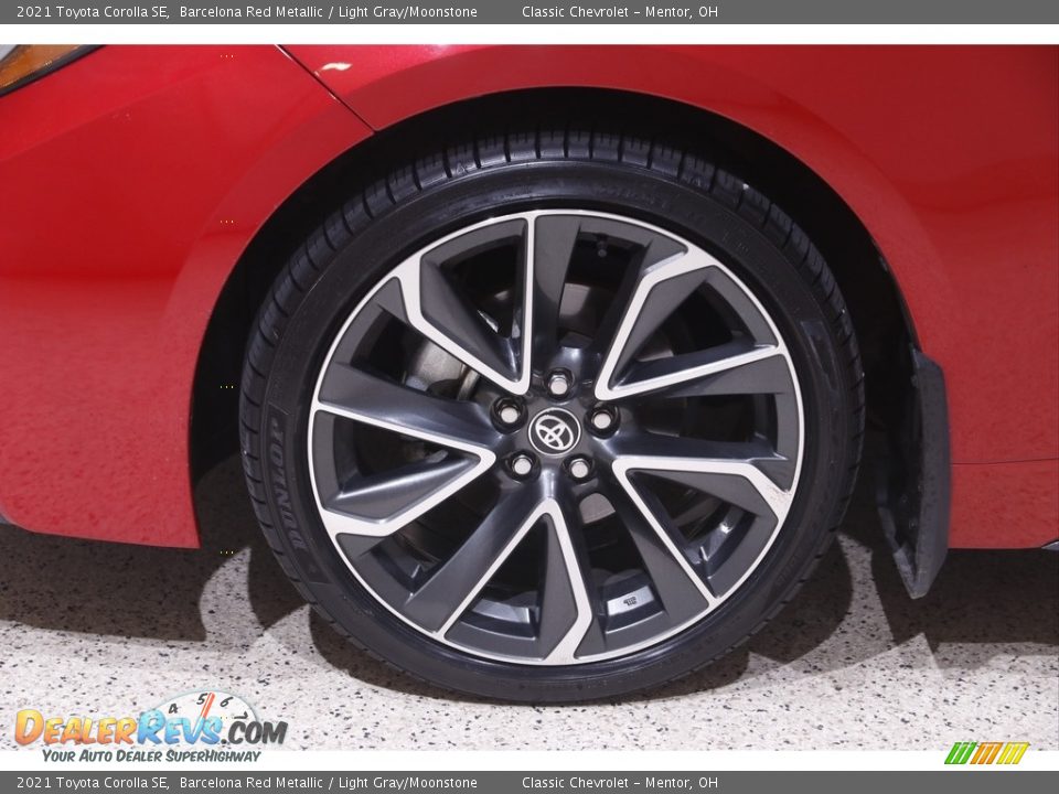 2021 Toyota Corolla SE Barcelona Red Metallic / Light Gray/Moonstone Photo #19