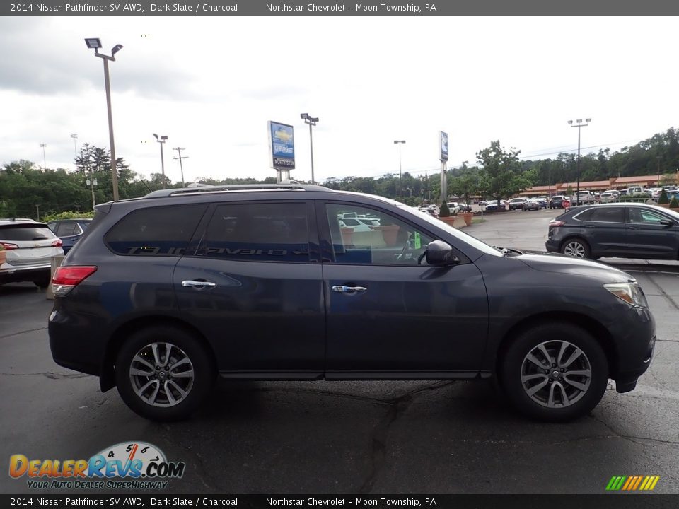 2014 Nissan Pathfinder SV AWD Dark Slate / Charcoal Photo #10