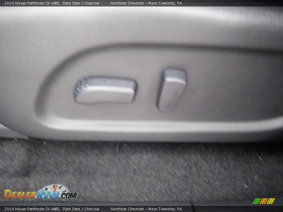 2014 Nissan Pathfinder SV AWD Dark Slate / Charcoal Photo #25