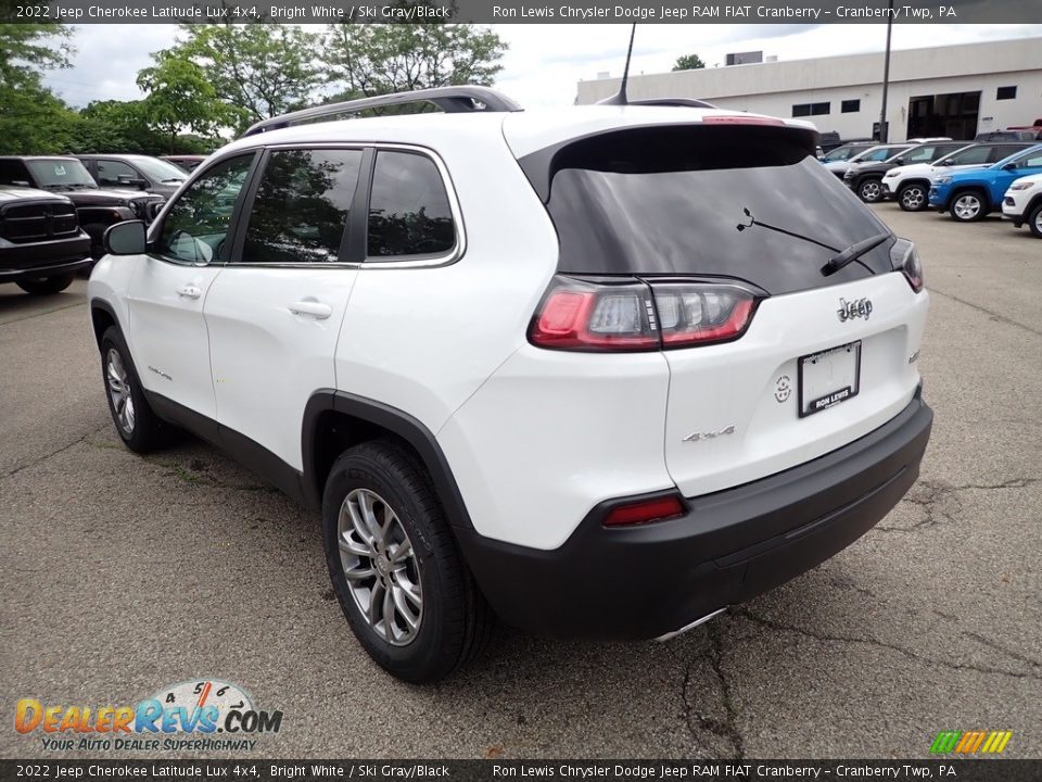 2022 Jeep Cherokee Latitude Lux 4x4 Bright White / Ski Gray/Black Photo #3