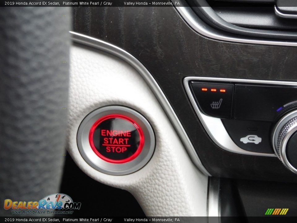 2019 Honda Accord EX Sedan Platinum White Pearl / Gray Photo #20