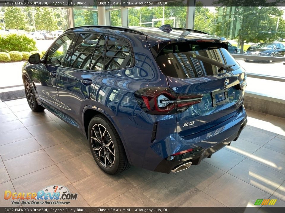 2022 BMW X3 xDrive30i Phytonic Blue / Black Photo #2