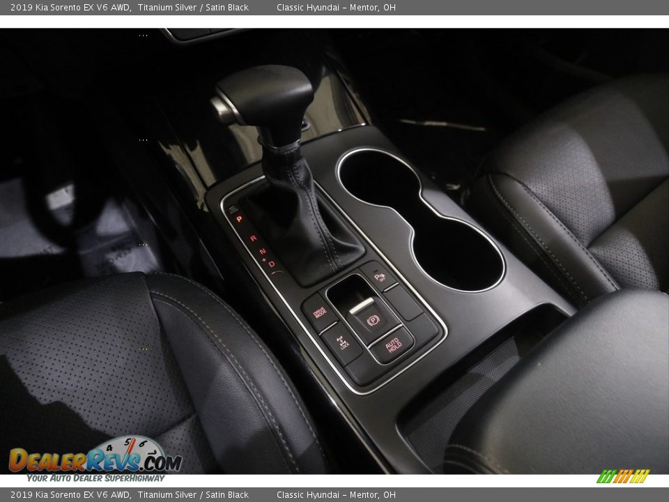 2019 Kia Sorento EX V6 AWD Shifter Photo #13