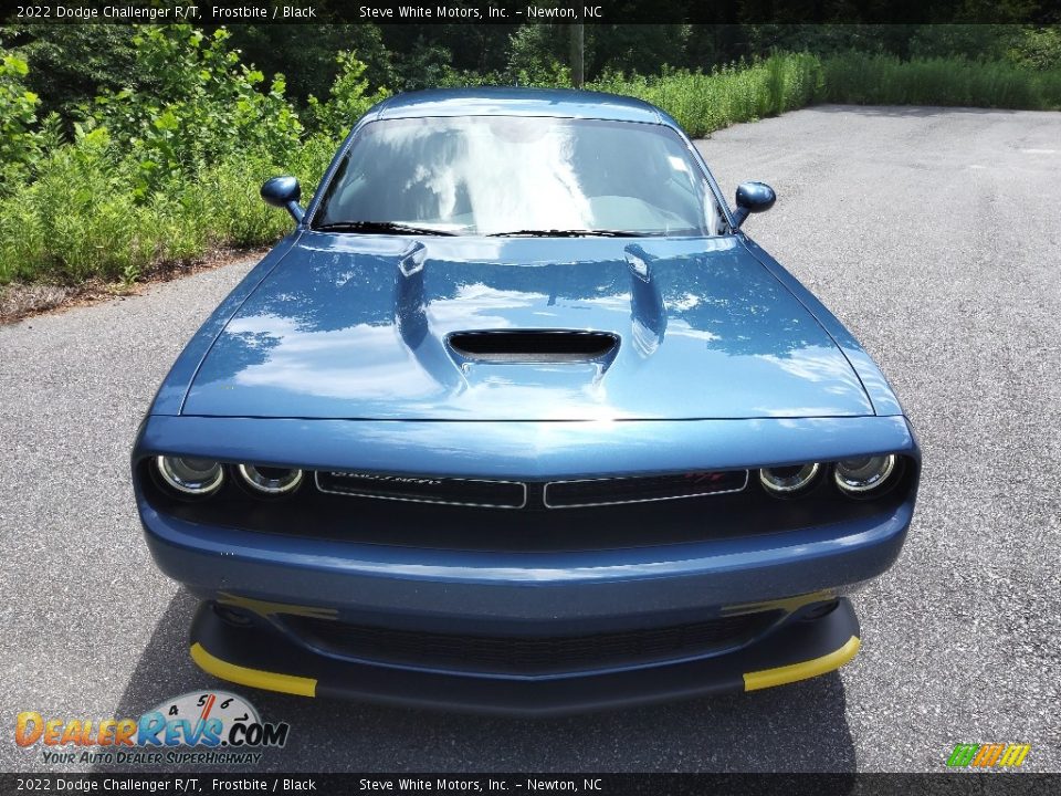 2022 Dodge Challenger R/T Frostbite / Black Photo #3