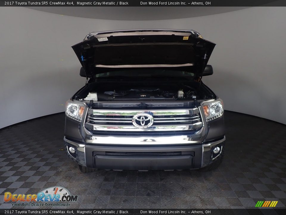 2017 Toyota Tundra SR5 CrewMax 4x4 Magnetic Gray Metallic / Black Photo #6