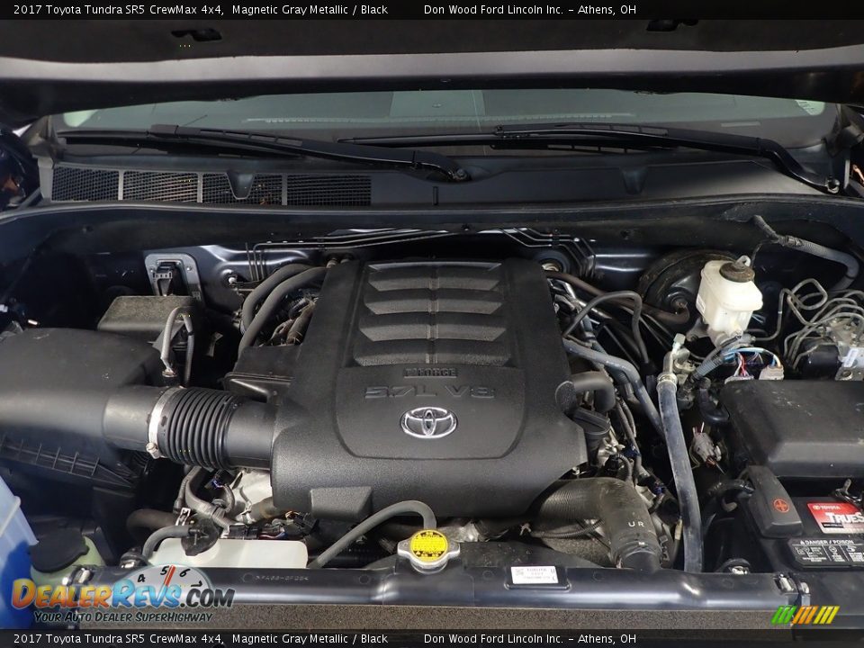2017 Toyota Tundra SR5 CrewMax 4x4 Magnetic Gray Metallic / Black Photo #7