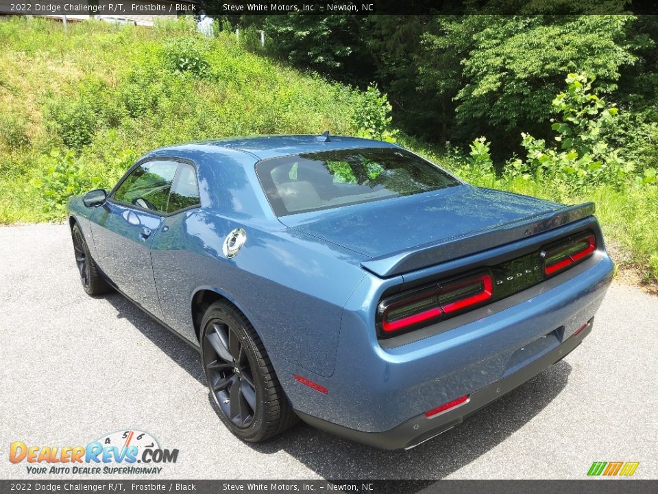 2022 Dodge Challenger R/T Frostbite / Black Photo #8