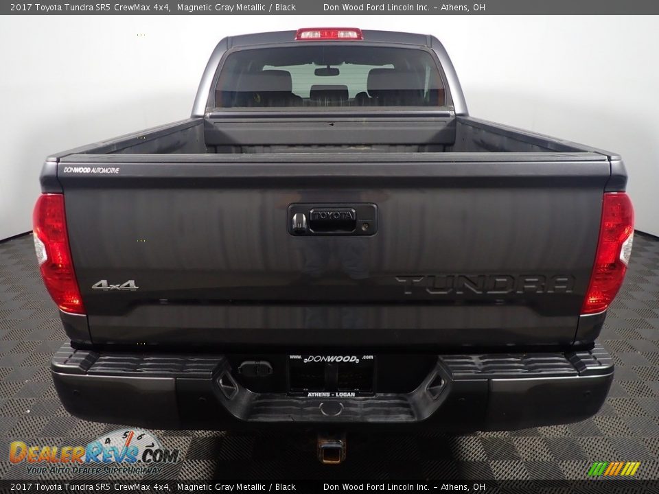 2017 Toyota Tundra SR5 CrewMax 4x4 Magnetic Gray Metallic / Black Photo #13