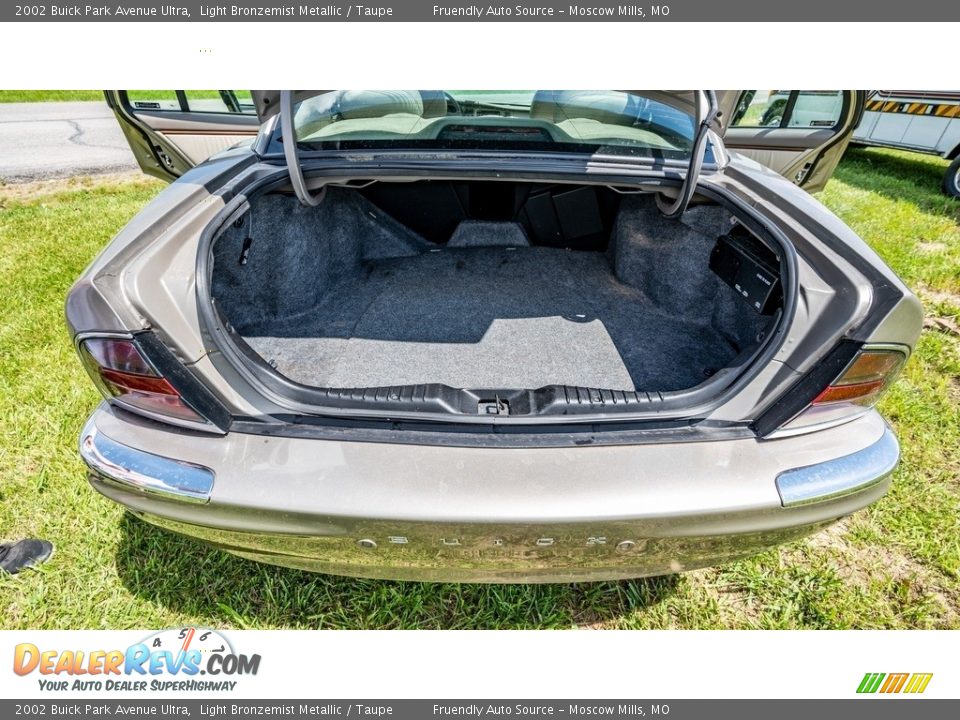 2002 Buick Park Avenue Ultra Light Bronzemist Metallic / Taupe Photo #21