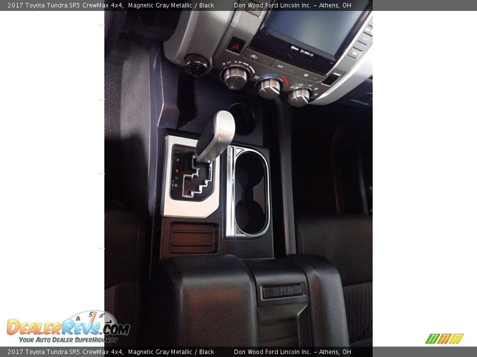 2017 Toyota Tundra SR5 CrewMax 4x4 Magnetic Gray Metallic / Black Photo #33
