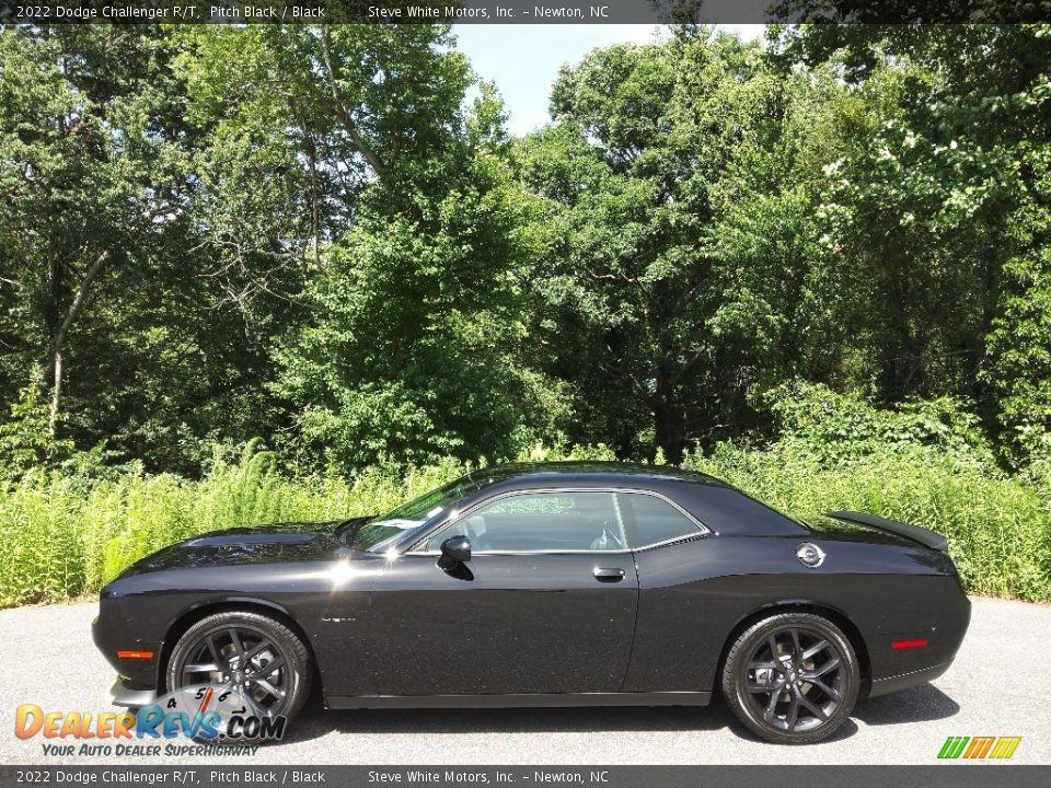 2022 Dodge Challenger R/T Pitch Black / Black Photo #1