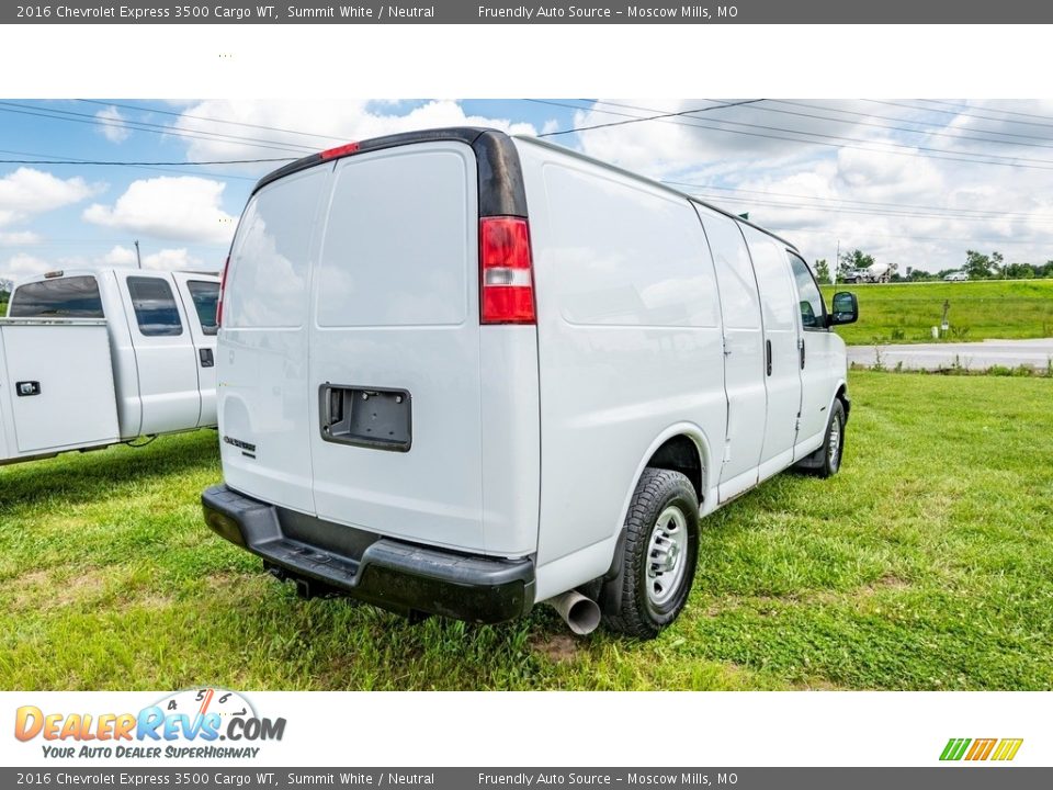 2016 Chevrolet Express 3500 Cargo WT Summit White / Neutral Photo #4