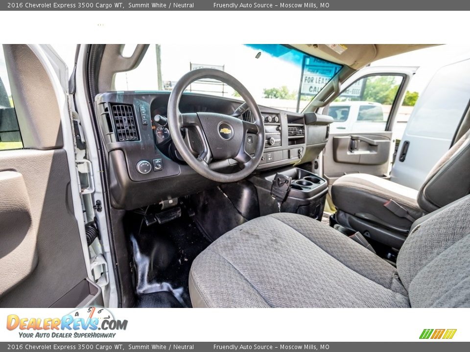 2016 Chevrolet Express 3500 Cargo WT Summit White / Neutral Photo #19