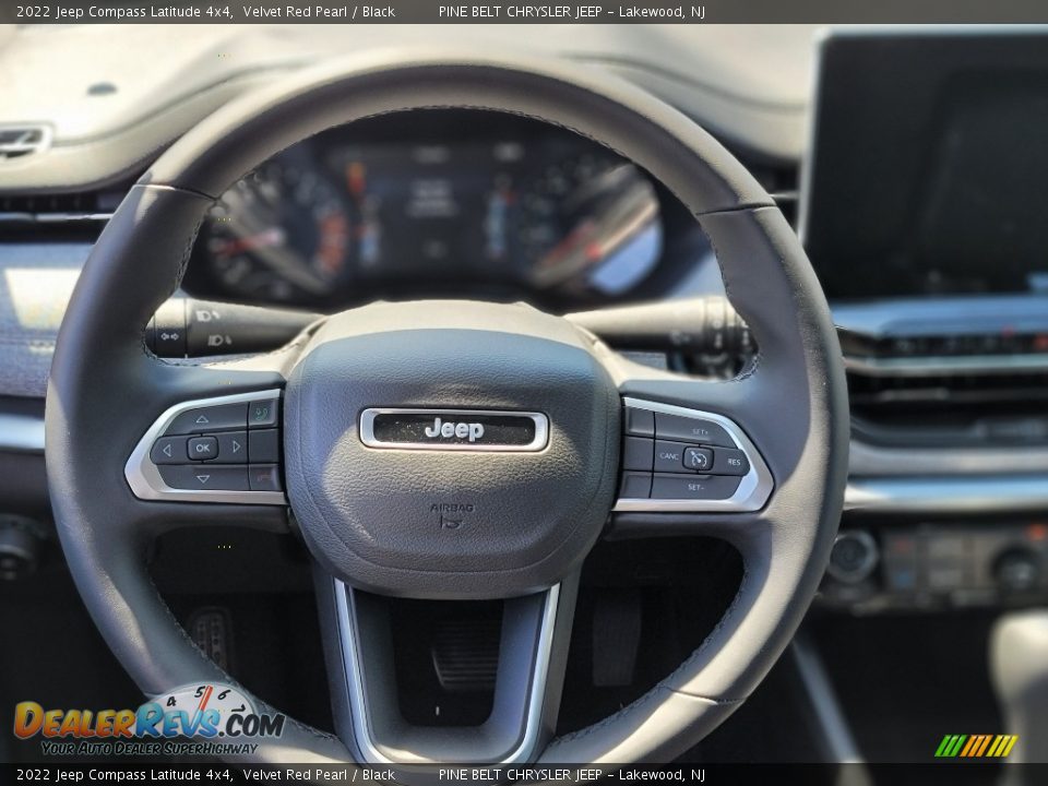 2022 Jeep Compass Latitude 4x4 Velvet Red Pearl / Black Photo #10