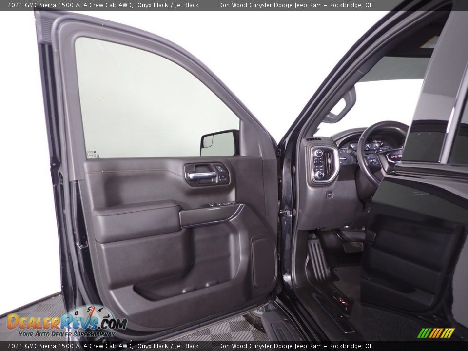 2021 GMC Sierra 1500 AT4 Crew Cab 4WD Onyx Black / Jet Black Photo #12