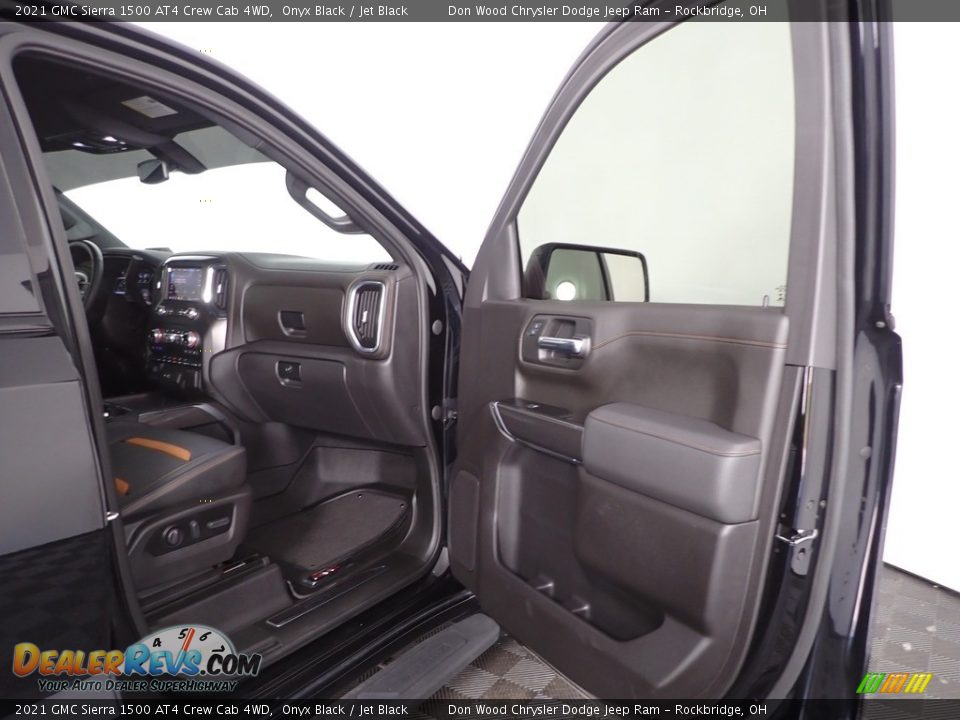 2021 GMC Sierra 1500 AT4 Crew Cab 4WD Onyx Black / Jet Black Photo #27