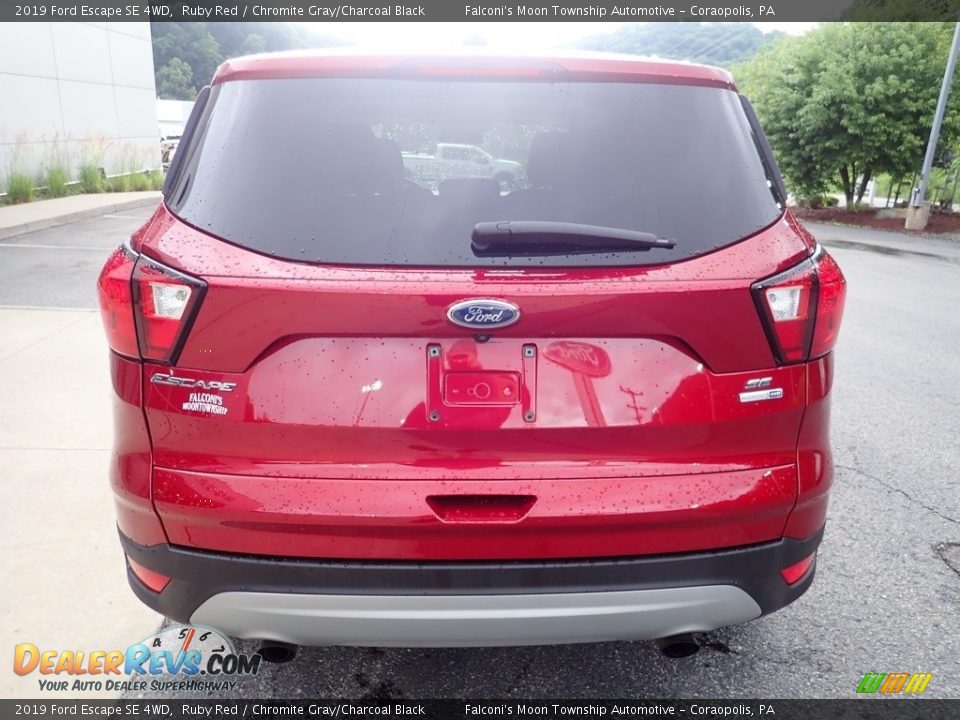 2019 Ford Escape SE 4WD Ruby Red / Chromite Gray/Charcoal Black Photo #3
