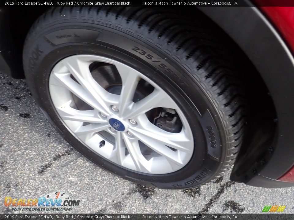 2019 Ford Escape SE 4WD Ruby Red / Chromite Gray/Charcoal Black Photo #9
